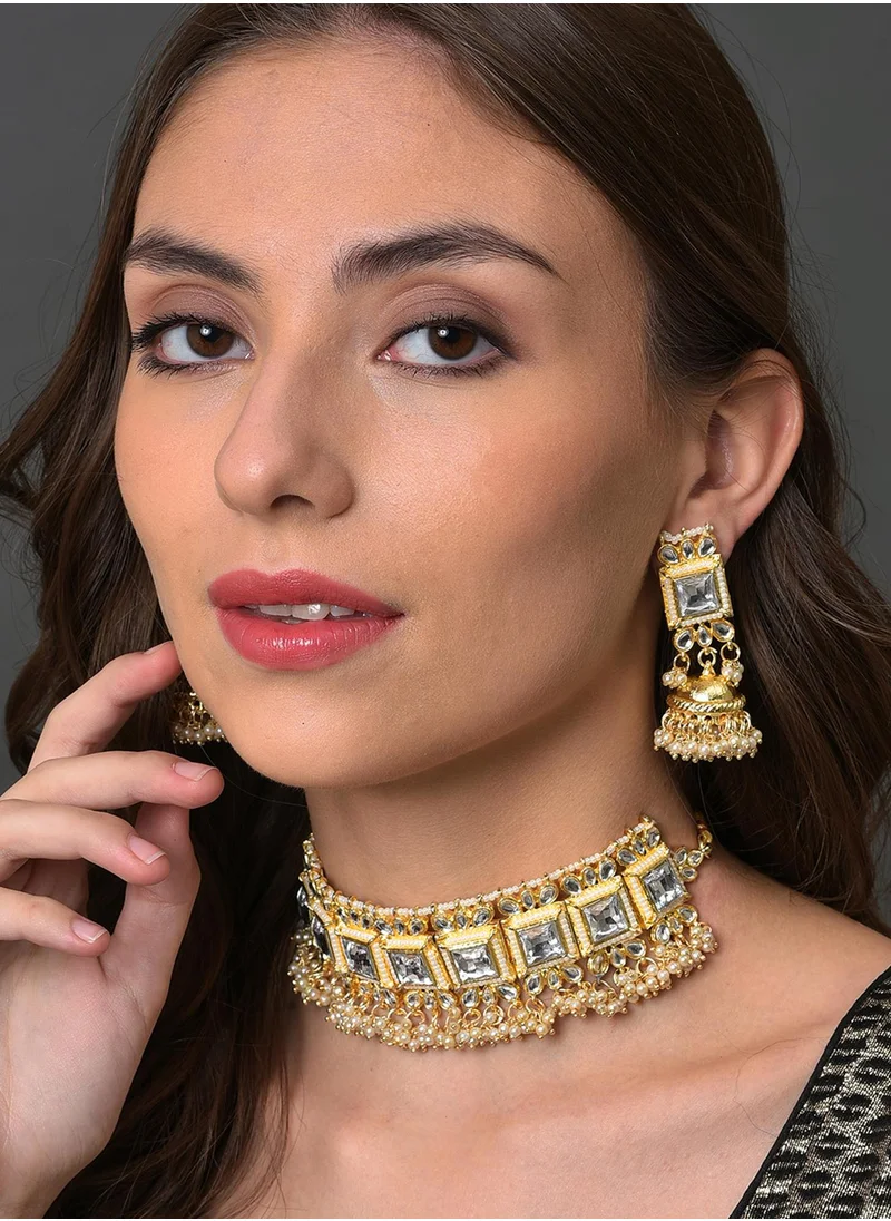 سوهي White Stone-Studded & Pearl Beaded Jewellery Set