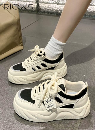Women's Platform Sneakers, 4cm Chunky Platform Sneakers for Ladies, Comfy Brethable Classic Lace-up Trainers, Fashion Ladies Casual Lightweight Jogging Athlesiure Shoes, Non-slip Walking Shoes, for Dating/ Work/ Shopping/ Street Wear/ Daily Wear, Beige and Black