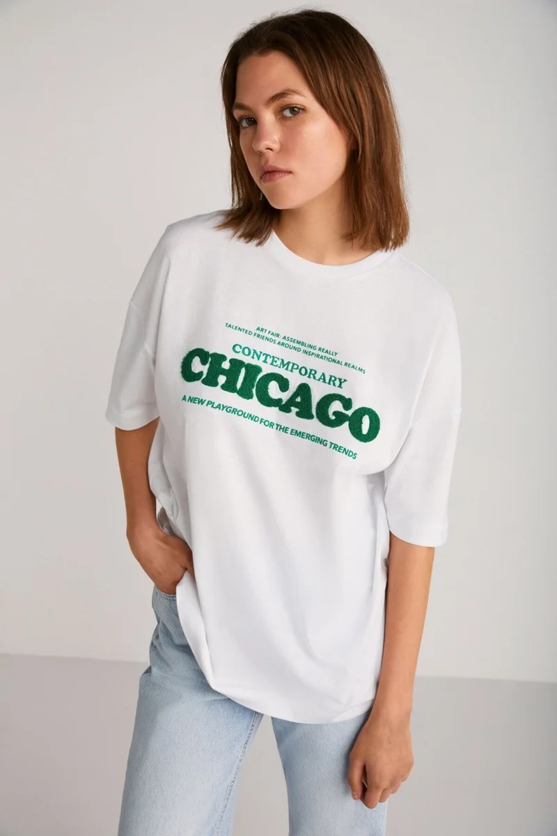 جريميلانج Plensa Women's 100% Organic Cotton Embroidered and Embossed Printed Oversize White T-shirt