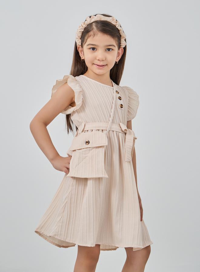 تايك تو فستان بحزام ربط بتفاصيل نسيجية مع حقيبة كروس بودي - Image 2