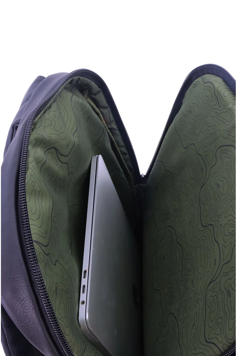 Discovery RFID Travel Laptop Backpack Black – Fits MacBook Pro 16" &amp; iPad Pro 12.9", Luggage Strap, Anti-Theft RFID, Stylish Work Bag with Key Holder