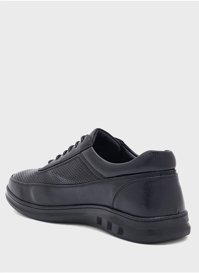 Robert Wood Casual Lace Ups