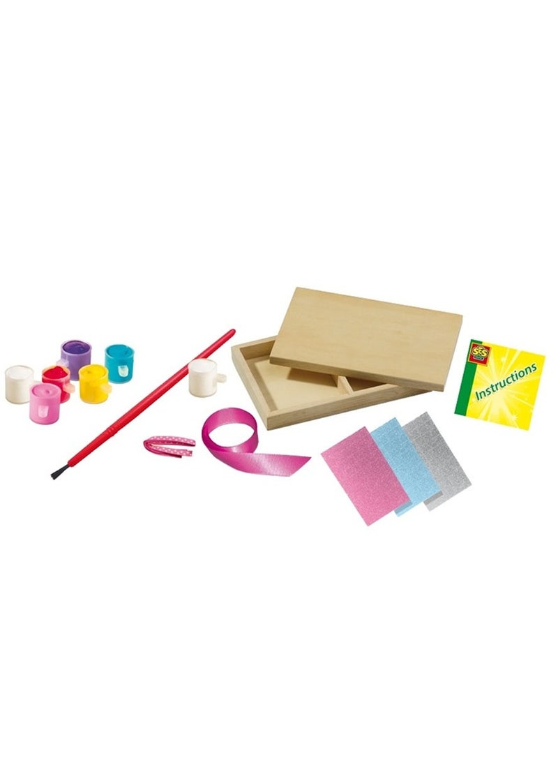 SES Creative SES Creative -  Decorating A Jewellery Box  - Image 4
