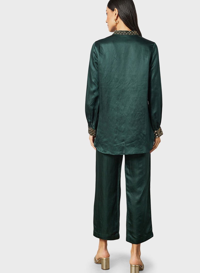 Threadz by Ajooni Embellished Blouse And Pant Set - Image 2