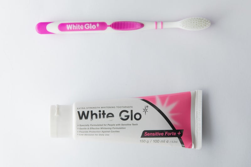 وايت غلو وايت جلو معجون تبييض الأسنان - التركيبة المتطورة لحساسية الأسنان - سينسيتيف فورت - Image 4