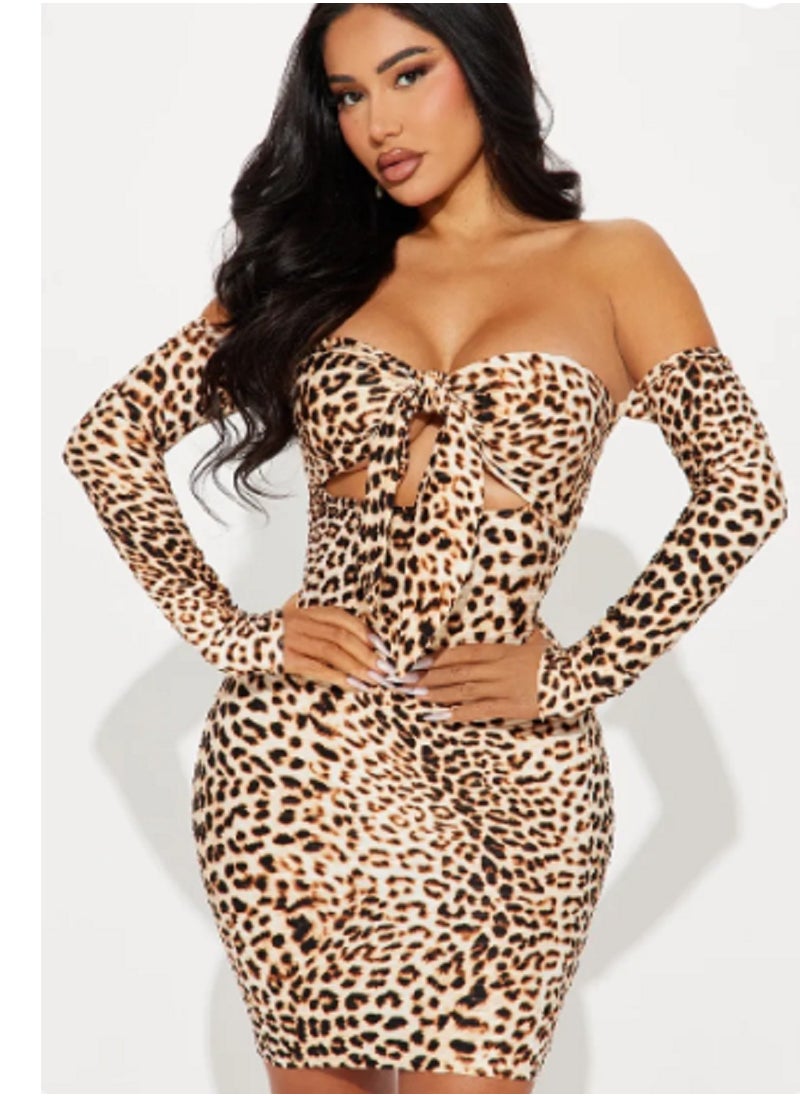 Generic women's bodycon dress, off shoulder with tiger print  - Image 2