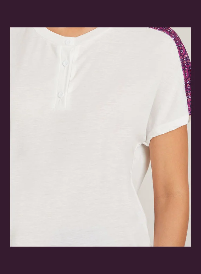 Styli Geo Print Shoulder Tape Detail T-shirt and Cuff Pyjama Set