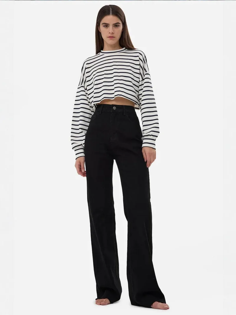 Wide-Leg High-Waist Denim Jeans