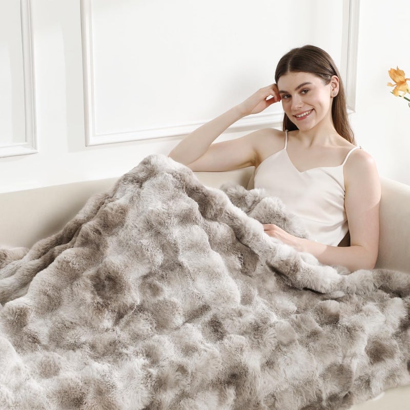 Admitrack Faux Rabbit Fur Throw Blanket for Couch, Fluffy Warm Plush Thick Bubble Blanket for Bed Sofa Living Room, Soft Cozy Furry Blanket, 50x60 inches, Tie-dye Khaki - Image 3