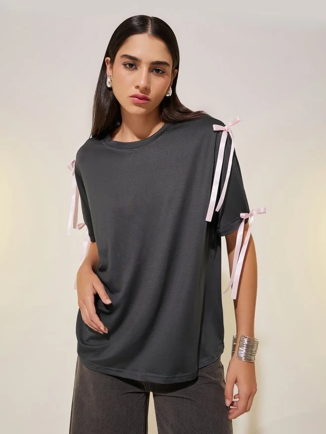 Take Two Take Two Round Neck Bow Tie Detailed T-Shirt