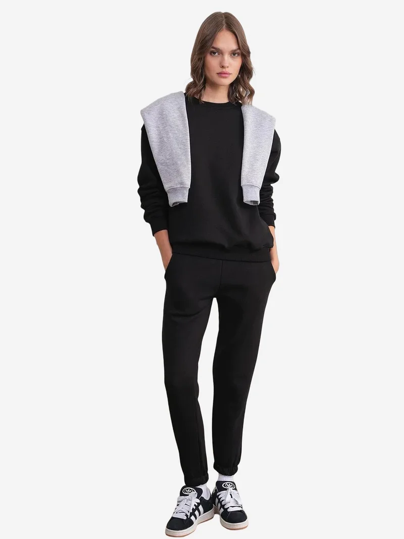 Mixray Black Mixray Basic Sweatshirt & Jogger Two-Piece Set for Women | Best Price UAE