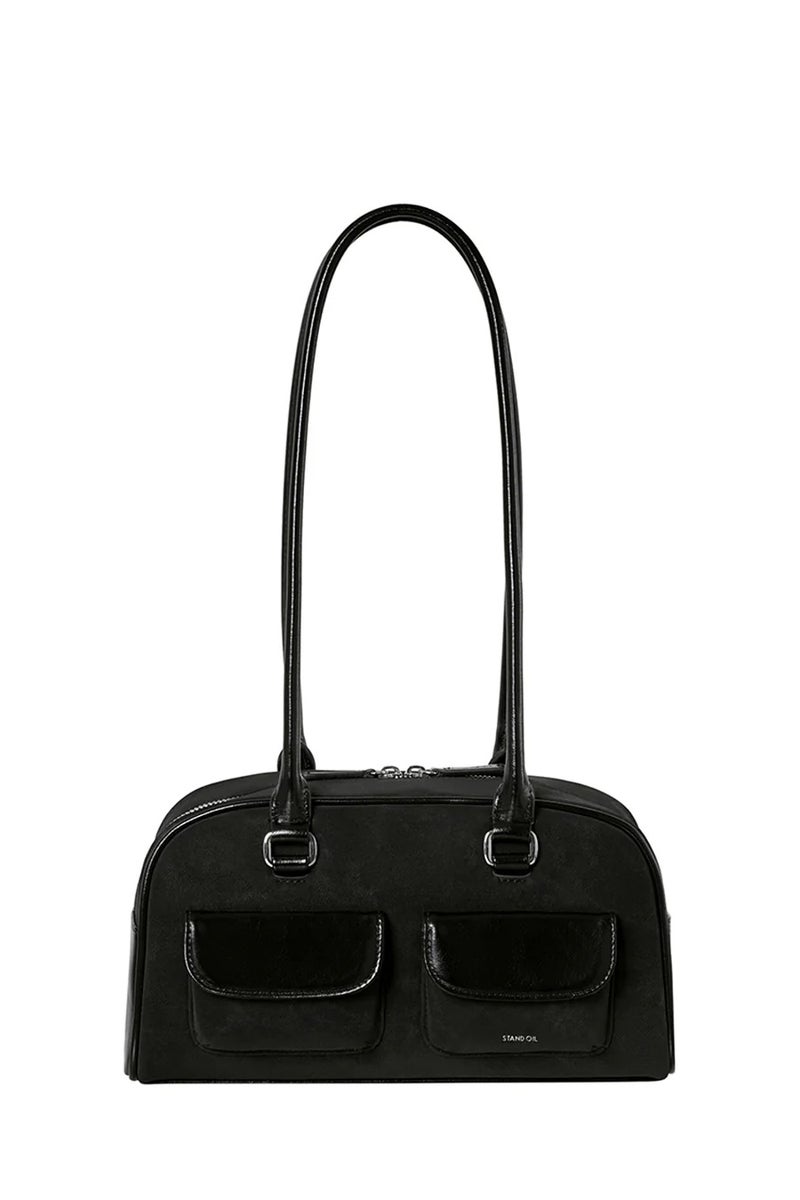 ستاند حقيبة كتف جلدية  Oil Chubby Bag - Image 1