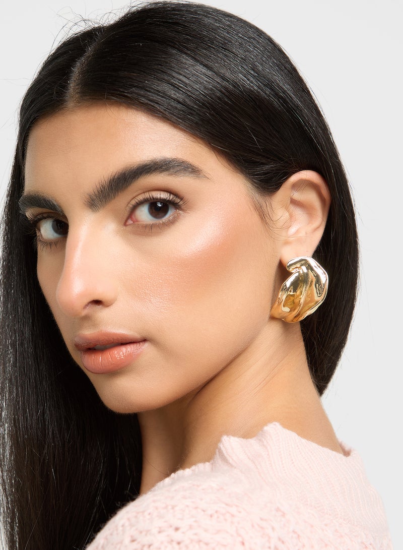 ايلا أقراط مرصعة بتصميم معدني منصهر تجريدي - Image 3