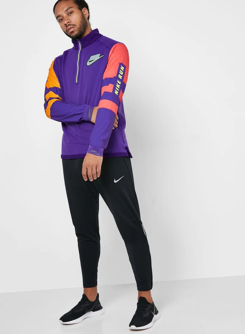 Nike Wild Run Midlayer Sweatshirt