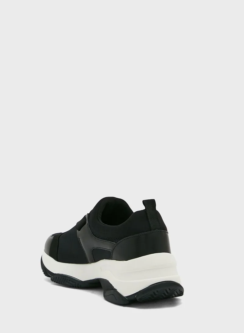 Ginger Elastic Strap Detail Colourblock Sneaker