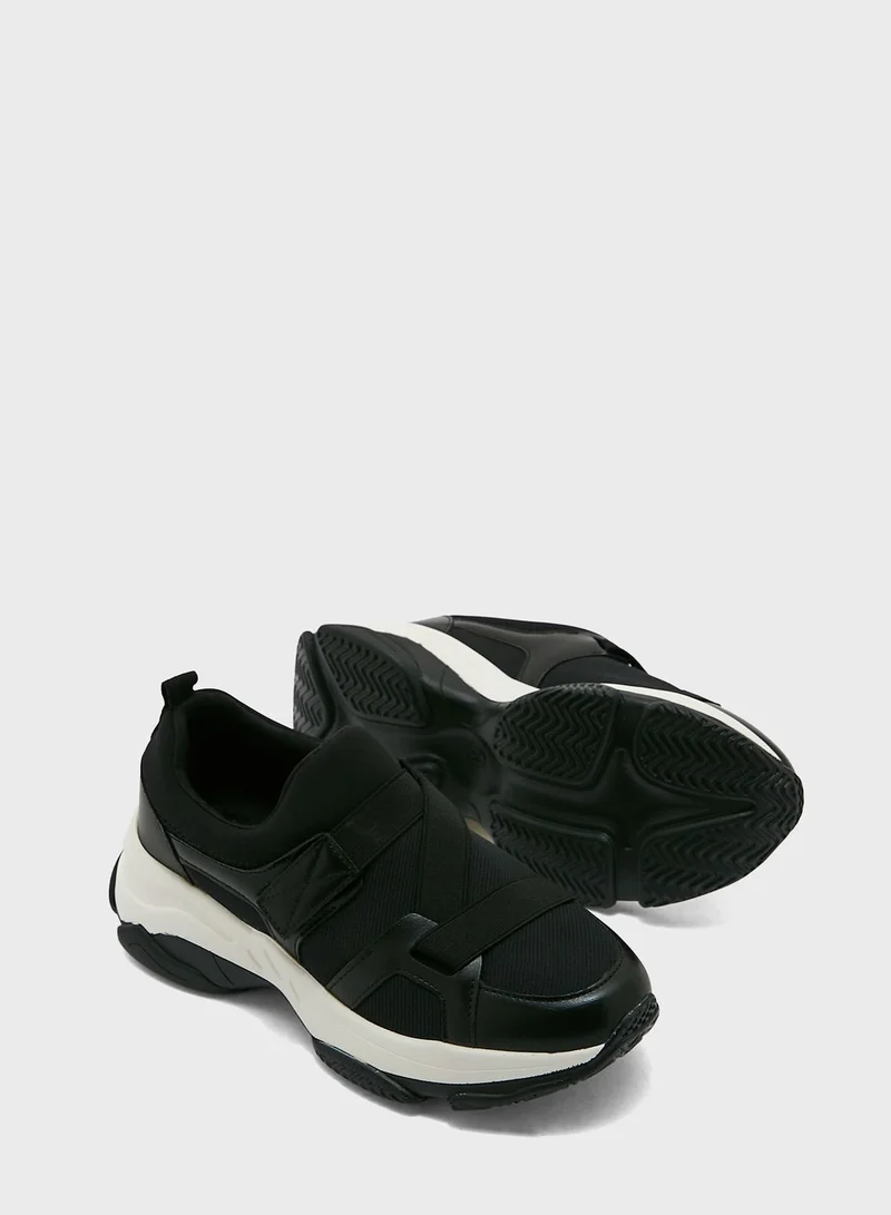 Ginger Elastic Strap Detail Colourblock Sneaker