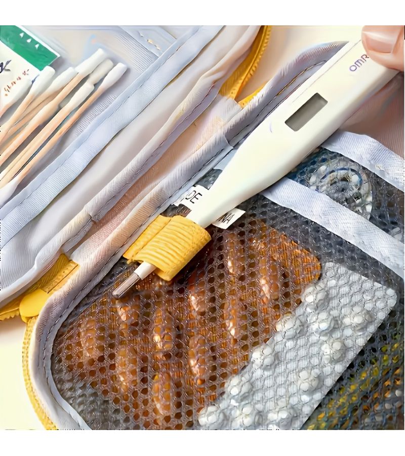 Red Portable First Aid Kit Emergency Travel Home Office Supplies Suitable For 195 Countries - Image 5