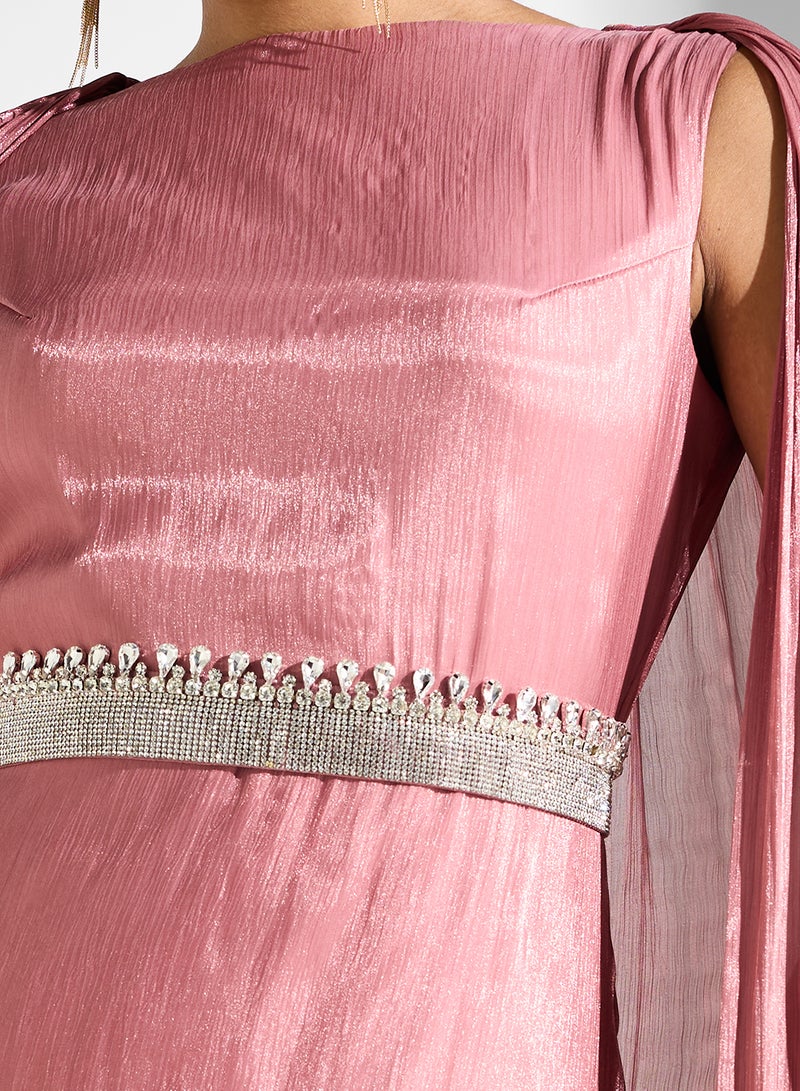 ايلا فستان بتصميم جريء للمغامرات - Image 4