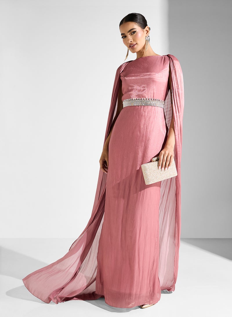 ايلا فستان بتصميم جريء للمغامرات - Image 5