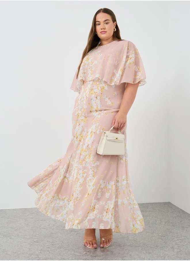 ستايلي Styli Plus Size Floral Print Cape Sleeve Maxi Dress