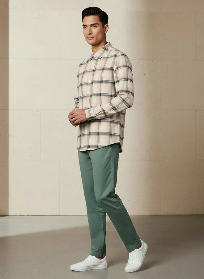 سبلاش فيڤ Men Regular Fit Collared Checked Long Sleeve Shirt