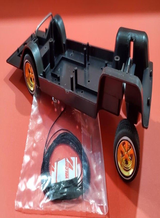 Hoppin Hydros Hopper Chassis with Gold Wheels - Image 1