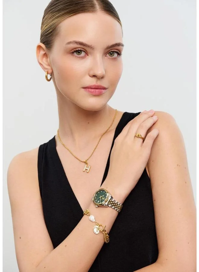 SANTA BARBARA POLO & RACQUET CLUB Santa Barbara Polo & Racquet Club - Women's Watch | Stainless Steel Band with Steel Case | Analog | Round Dial | Mineral Glass | Japanese Quartz | Water Resistance 50 Meters
