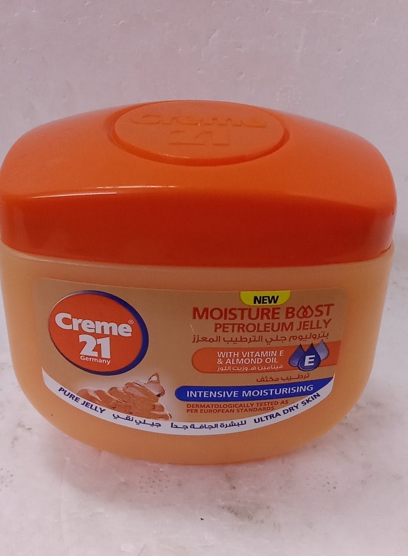 Creme 21 Petroleum Jelly Enhanced Moisture 300 ml