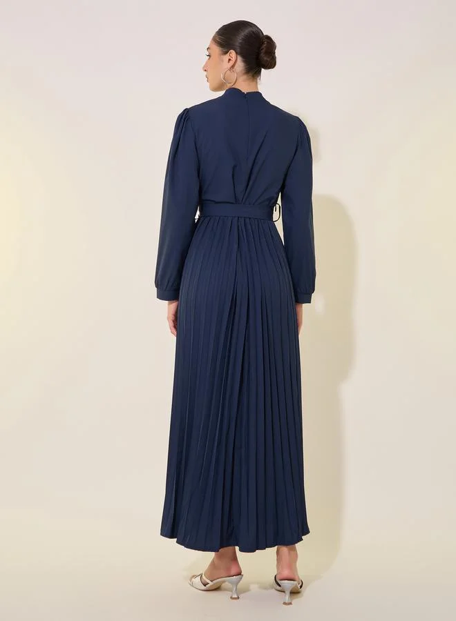 تايك تو Solid High Neck Long Sleeve Pleated Waist Tie-Up Maxi Dress