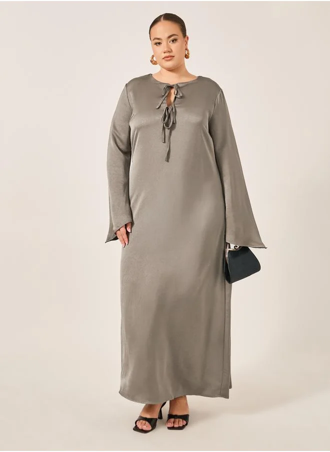 ستايلي Plus Size Textured Tie-Up Neck A-Line Maxi Dress