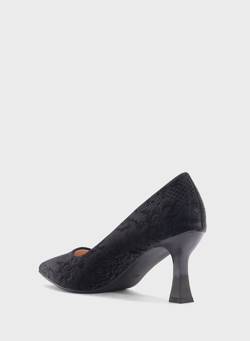 BR High Heel Pointed Pump  - Image 3