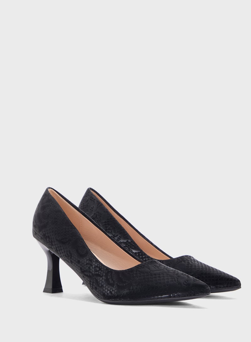 BR High Heel Pointed Pump  - Image 4
