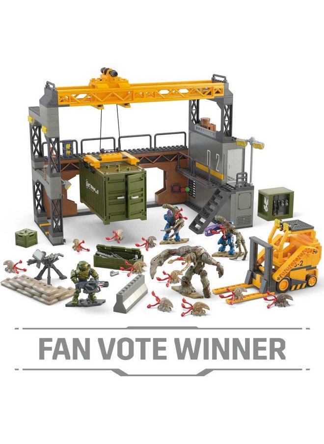 Mega Brands MEGA Halo Infinite Toys Building Set for Kids, Floodgate Firefight with 634 Pieces, 4 Poseable Micro Action Figures and Accessories, Toy Ideas  - Image 2