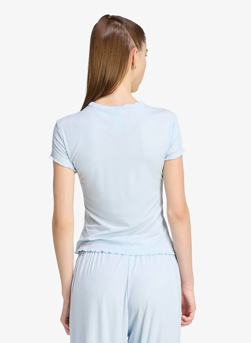 Adidas Originals CRSK Essentials Scalloped Edge Baby T-Shirt for Women | Best Price UAE