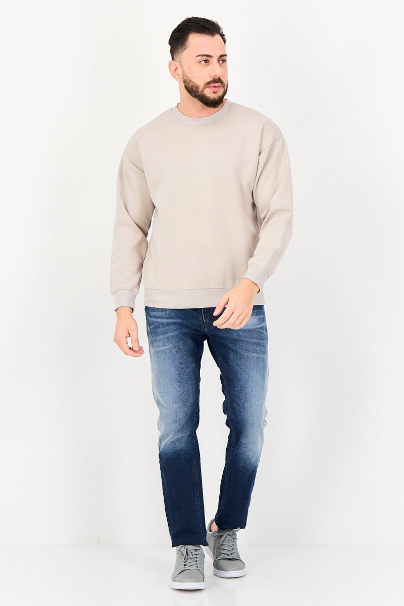 Core Elements سويت شيرت رجالي بأكمام طويلة بياقة دائرية، رمادي فاتح - Image 4