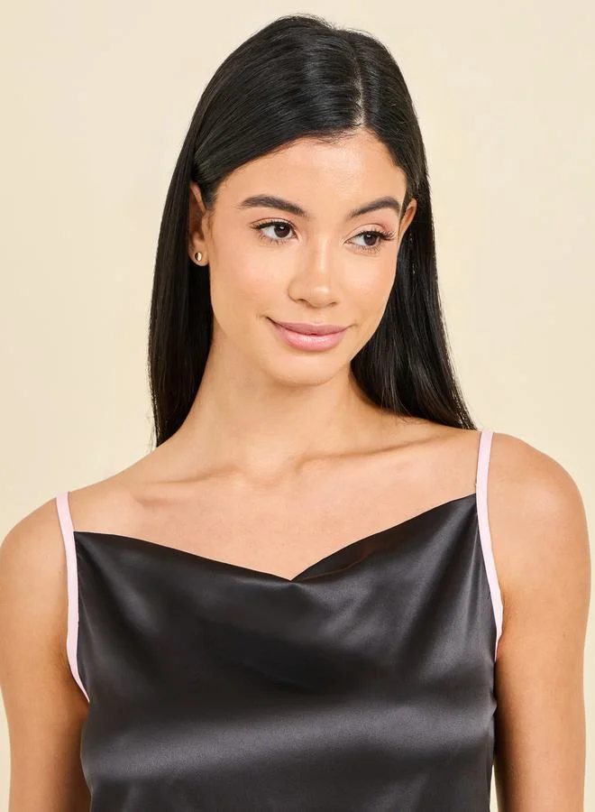 ستايلي Satin Contrast Piped Cami and Wide Leg Pant with Side Slit Set