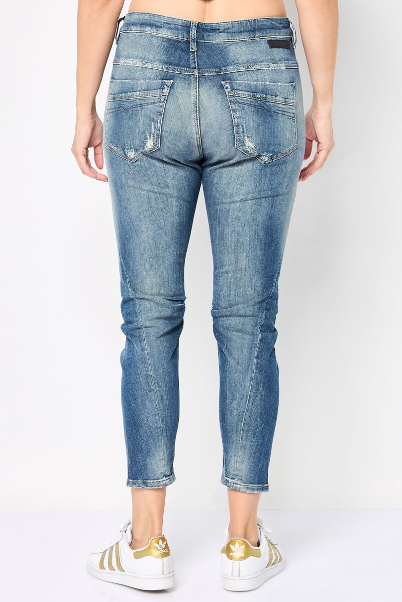 DIESEL Women Skinny Fit Fayza Belt Loops Jeans, Wash Navy - Image 4