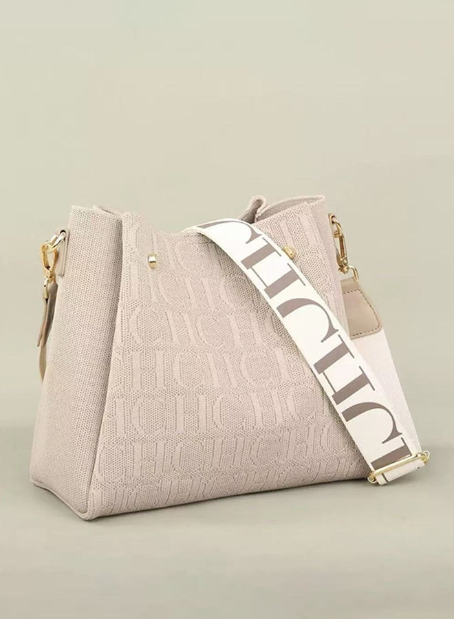 CH CH CHCH Classic Retro New Solid Color Letter Design Women's Shoulder Bag Fashion Party Multifunctional Occasion Handbag Khaki - Image 2
