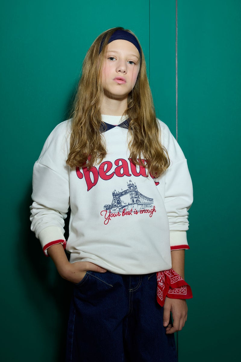 ديفاكتو سويت شيرت بناتي بطبعة شعار قصة مريحة - Image 1