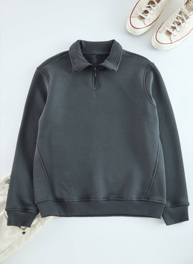 trendyol Anthracite Regular/Normal Cut Stand Collar Zippered Warm Basic Sweatshirt - Image 5