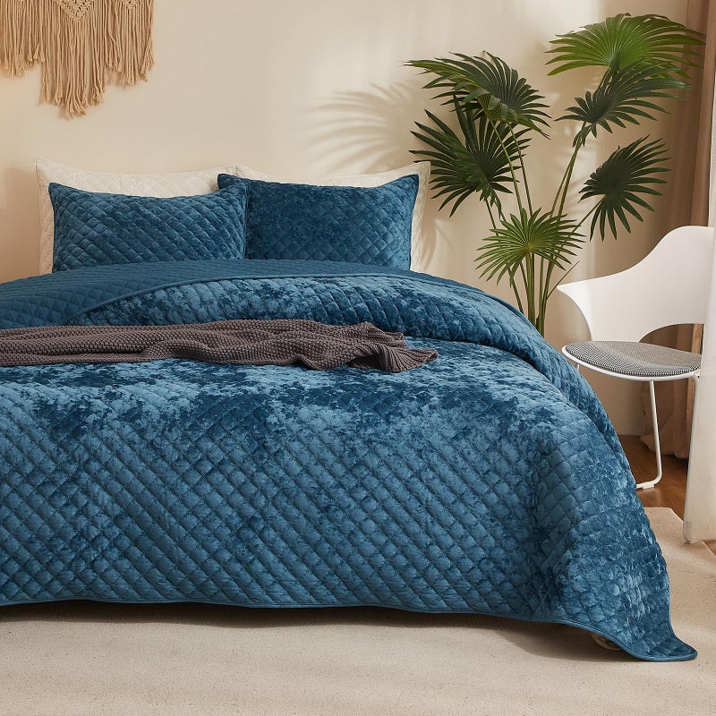 Wondnuga Velvet Quilt Queen Comforter Set - Luxury Soft Velvet Bedding Set for All Season, Bedspreads Queen Size Lightweight Quilt with 2 Pillow Shams, Teal Blue, Diamond - Image 1