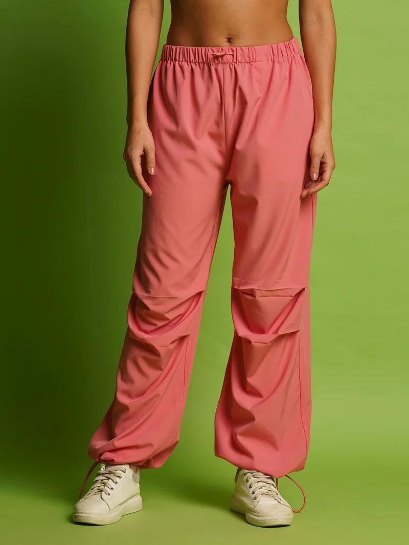 جلو باص بنطلون باراشوت نسائي واسع بخصر متوسط من جلوبس