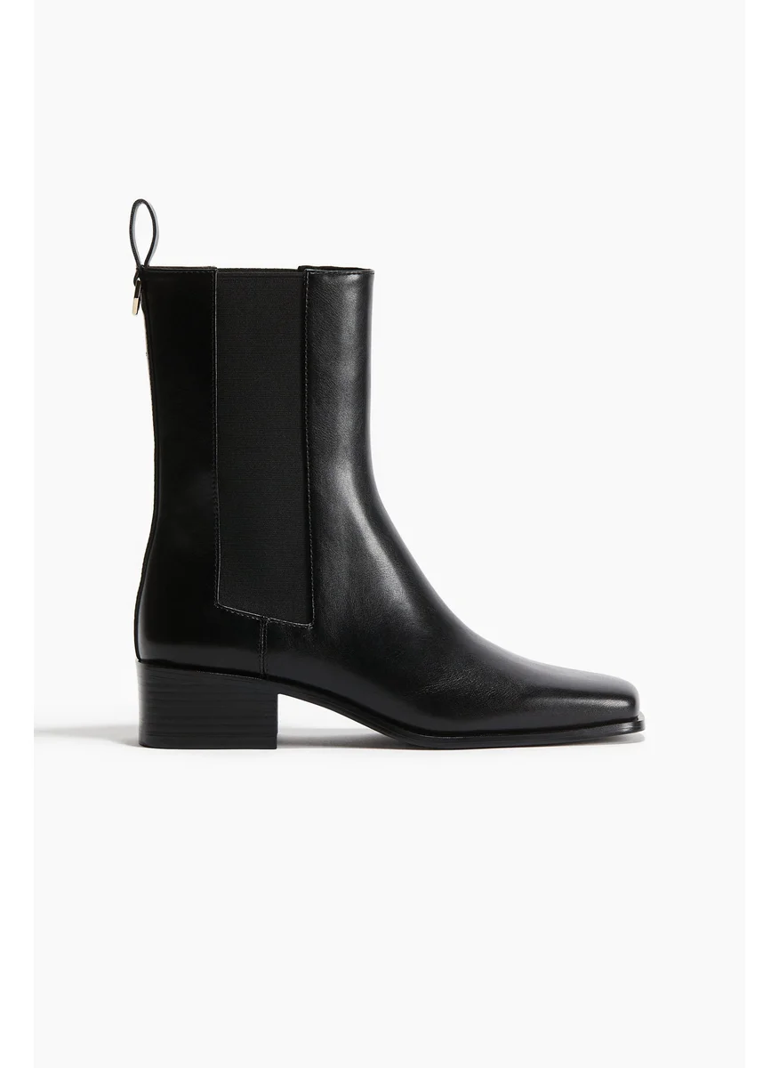 اتش اند ام Chelsea Boots