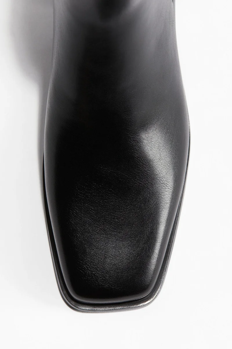 H&M Chelsea Boots