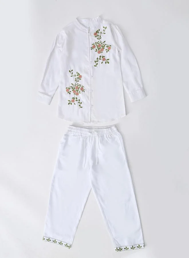 بيلا مودا Girls White Embroidered Shirt And Trousers Set