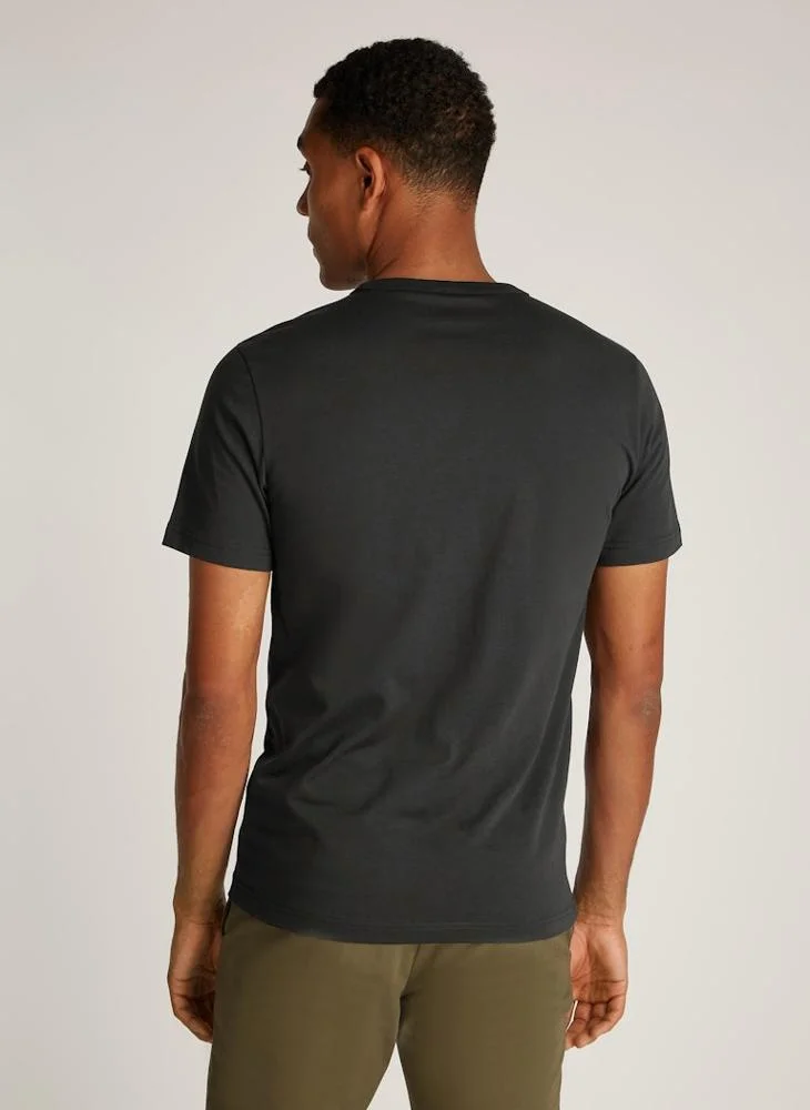 كالفن كلاين Gradient Logo Crew Neck T-Shirt