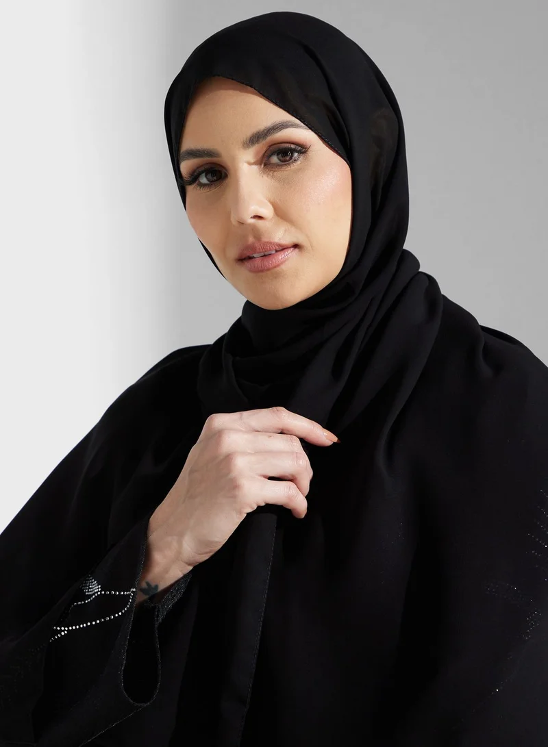 hayas closet Embellished Flared Sleeve Abaya