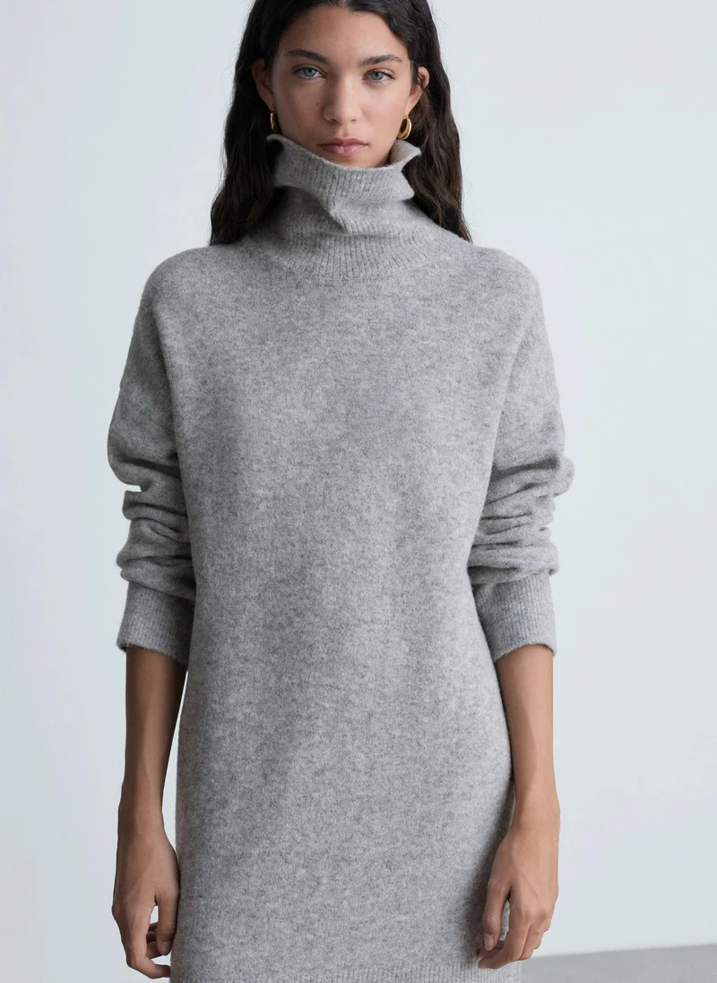 مانجو Casual Short Turtleneck Dress