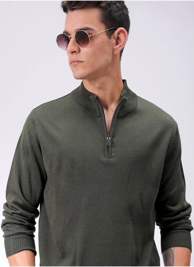 شركة المرآب الهندية Men Relaxed Fit Solid High Neck Sweater