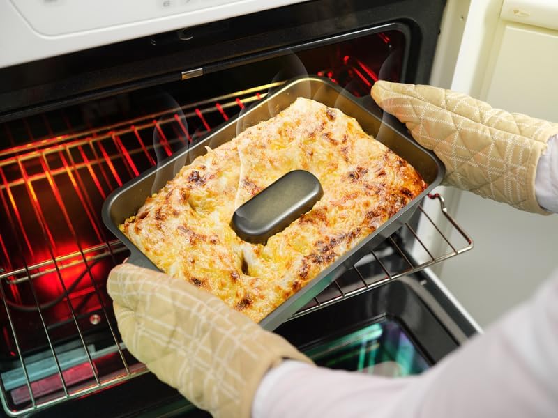 Jokari 9x13 Inch Thermal Ridge Baking Pan with Center Heating Spine to Promote Even Baking for Lasagnas, Cakes, Casseroles and More. No More Soggy Centers or Unevenly Baked Meals or Desserts - Image 2